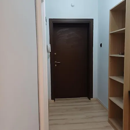Katy House Apartment